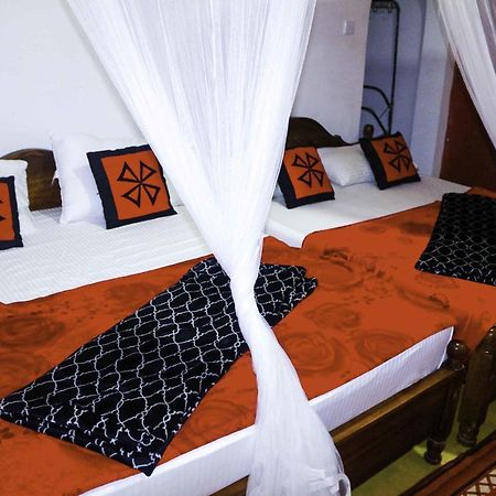 Yoho Chamith Homestay Ella Esterno foto
