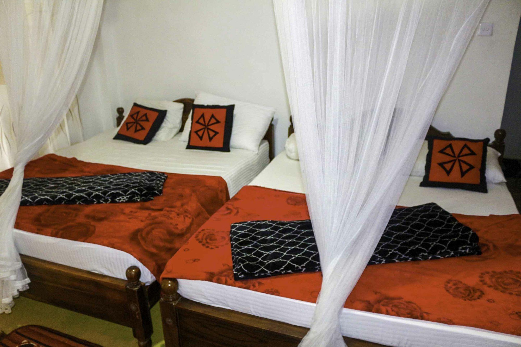 Yoho Chamith Homestay Ella Esterno foto